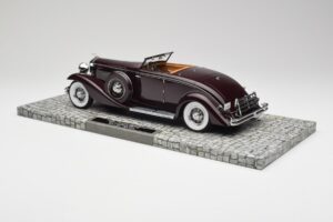 Duesenberg SJN Convertible Coupe Burgund Minichamps 1:18 107150331 Metall — Bild 4 von 6