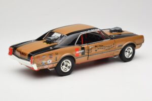 Oldsmobile 442 Hurst Hairy Olds Twin-Engine 4WD 1966 Highway 61 1:18 50089 Metall — Bild 3 von 8