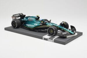 Aston Martin AMR23 #14 F. Alonso 3rd Place Saudi Arabian GP 2023 Minichamps 1:18 117230214 Metall — Bild 4 von 7