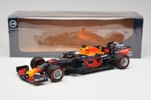 Aston Martin Red Bull Racing RB15 #33 M. Verstappen F1 2019 Minichamps 1:18 110190033 Metall — Bild 7 von 7