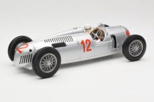 Auto Union Type C #12 H. Stuck Hungarian GP Budapest 1936 Minichamps 1:18 155361012 Metall — Bild 2 von 6
