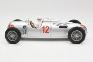 Auto Union Type C #12 H. Stuck Hungarian GP Budapest 1936 Minichamps 1:18 155361012 Metall — Bild 3 von 6
