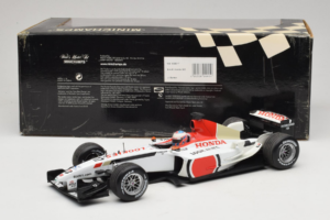 BAR Honda 005 #16 J. Button F1 2003 Minichamps 1:18 100030017 Metall — Bild 6 von 6