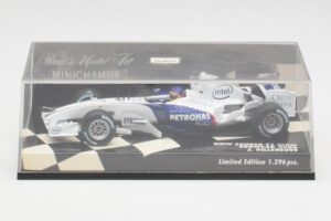 BMW Sauber F1.06 J. Villeneuve Showcar F1 2006 Minichamps 1:43 400060087 Metall — Bild 4 von 5