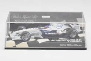 BMW Sauber F1.06 J. Villeneuve Wedding Edition F1 2006 Minichamps 1:43 400060117 Metall — Bild 4 von 5