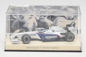 BMW Sauber F1.09 #6 N. Heidfeld F1 2009 v2 Minichamps 1:43 80422155795 Metall — Bild 5 von 5