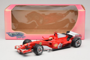 Ferrari 248 F1 #5 M. Schumacher German GP Hockenheimring 2006 Hot Wheels 1:18 J2887 Metall — Bild 6 von 6