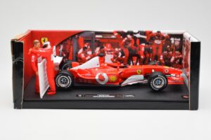 Ferrari F2003-GA F1 Constructors World Champions 2003 Hot Wheels 1:18 G3764 Metall — Bild 6 von 7