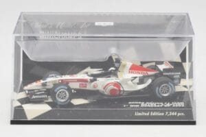 Honda RA106 #12 J. Button Hungarian GP Winner F1 2006 Minichamps 1:43 400060112 Metall — Bild 5 von 5
