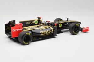 Lotus Renault GP R31 #10 B. Senna F1 2011 Minichamps 1:18 150110079-C1 Metall — Bild 2 von 7