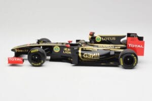 Lotus Renault GP R31 #10 B. Senna F1 2011 Minichamps 1:18 150110079-C1 Metall — Bild 3 von 7