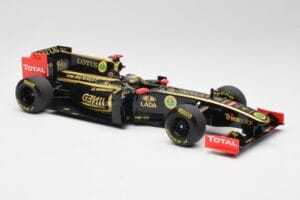 Lotus Renault GP R31 #10 B. Senna F1 2011 Minichamps 1:18 150110079-C1 Metall — Bild 4 von 7