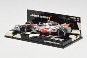 McLaren Mercedes MP4-23 #23 H. Kovalainen Showcar 2008 Minichamps 1:43 530084393 Metall — Bild 3 von 5