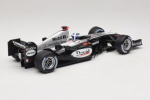 McLaren MP4/19 Mercedes D. Coulthard F1 2004 Minichamps 1:18 530041805 Metall — Bild 2 von 7