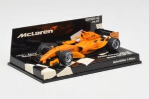 McLaren Mercedes MP4-20 G. Paffett Test Car 2006 Minichamps 1:43 530064395 Metall — Bild 2 von 5