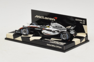 McLaren MP4-20 Mercedes P. de la Rosa F1 2005 Minichamps 1:43 530054315 Metall — Bild 3 von 5