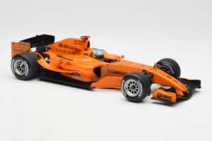 McLaren Mercedes MP4-20 P. de la Rosa F1 Test Car 2006 Minichamps 1:18 PEDRO001 Metall — Bild 4 von 6