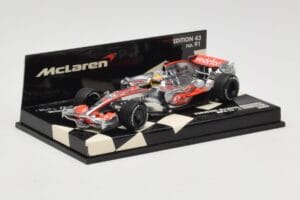 McLaren Mercedes MP4-23 #22 L. Hamilton Race Car 2008 Minichamps 1:43 530084322 Metall — Bild 2 von 5