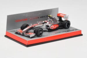 McLaren Mercedes MP4-24 #2 H. Kovalainen Race Car 2009 Minichamps 1:43 503094302 Metall — Bild 2 von 5