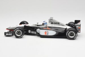 McLaren MP4/13 #8 M. Hakkinen F1 World Champion 1998 Minichamps 1:18 18690008 Metall — Bild 3 von 7