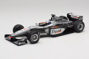 McLaren MP4-15 #2 D. Coulthard F1 2000 Minichamps 1:18 B66962118 Metall