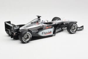 McLaren MP4-15 #2 D. Coulthard F1 2000 Hot Wheels 1:18 26740 Metall — Bild 2 von 6