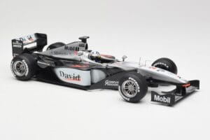 McLaren MP4-15 #2 D. Coulthard F1 2000 Hot Wheels 1:18 26740 Metall — Bild 4 von 6