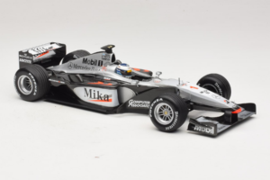 McLaren MP4-15 #1 M. Hakkinen F1 2000 Minichamps 1:18 B66962117 Metall — Bild 4 von 6
