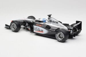McLaren MP4-16 #4 M. Häkkinen F1 2001 Hot Wheels 1:18 50198 Metall — Bild 5 von 6