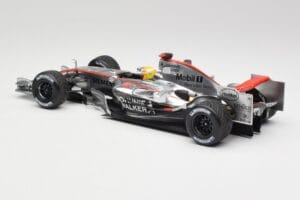 McLaren MP4-21 L. Hamilton Silverstone Test 2006 Minichamps 1:18 530061884 Metall — Bild 5 von 6