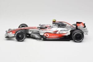 McLaren MP4-22 #2 L. Hamilton Canadian GP Winner 2007 Minichamps 1:18 530071822 Metall — Bild 3 von 6