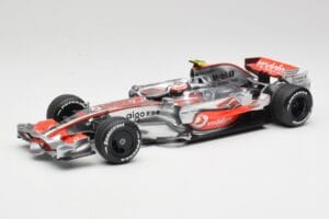 McLaren MP4-22 #2 L. Hamilton Canadian GP Winner 2007 Minichamps 1:18 530071822 Metall