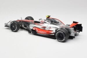 McLaren MP4-22 #2 L. Hamilton Canadian GP Winner 2007 Minichamps 1:18 530071822 Metall — Bild 5 von 6