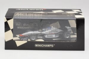 McLaren MP4/98T 2-Seater M. Hakkinen / E. Hakkinen F1 2000 Minichamps 1:43 530984378 Metall — Bild 4 von 4