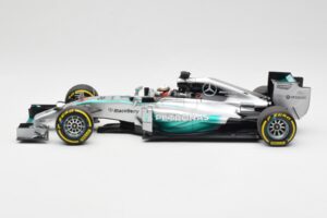 Mercedes AMG Petronas W05 #44 L. Hamilton F1 World Champion 2014 Minichamps 1:18 186140044 Metall — Bild 3 von 7