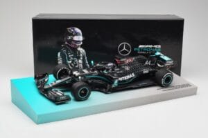 Mercedes AMG Petronas W11 #44 L. Hamilton Winner British GP 2020 Minichamps 1:18 113200444 Metall — Bild 7 von 7