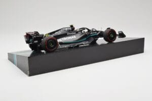 Mercedes AMG W14 E Performance Petronas #44 L. Hamilton Australian GP 2023 Minichamps 1:18 113230144 Resin — Bild 3 von 7