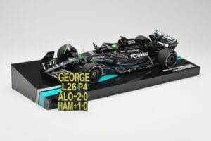 Mercedes AMG W14 E Performance Petronas #63 G. Russell Bahrain GP 2023 Minichamps 1:18 113230163 Resin — Bild 2 von 7