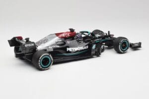 Mercedes AMG W12 #44 L. Hamilton Bahrain GP 2021 Minichamps 1:18 110210144 Metall — Bild 2 von 7