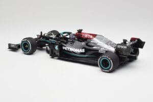 Mercedes AMG W12 #44 L. Hamilton Bahrain GP 2021 Minichamps 1:18 110210144 Metall — Bild 5 von 7