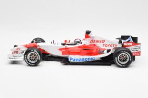Toyota TF106 Panasonic Toyota Racing J. Trulli F1 Presentation 2006 Minichamps 1:18 AM59554H Metall — Bild 3 von 6