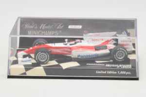 Toyota TF109 #9 J. Trulli Panasonic Toyota Racing Showcar F1 2009 Minichamps 1:43 400090079 Metall — Bild 4 von 5