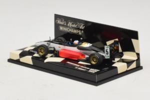 Toyota TF106 #12 J. Trulli Panasonic Toyota Racing F1 2006 Minichamps 1:43 400060008 Metall — Bild 3 von 5