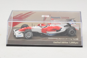 Toyota TF108 Panasonic #12 J. Trulli F1 2008 Minichamps 1:43 AM611513 Metall — Bild 5 von 5