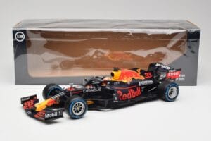 Red Bull Racing Honda RB16B #33 M. Verstappen Turkish GP 2nd Place 2021 Minichamps 1:18 110211633 Metall — Bild 7 von 7