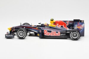 Red Bull RB6 #7 M. Webber Red Bull Racing Showcar 2010 Minichamps 1:18 150100076-R1 Metall — Bild 3 von 6