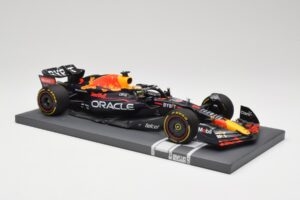 Oracle Red Bull Racing RB18 #33 M. Verstappen Mexican GP 2022 Minichamps 1:18 113222001 Resin — Bild 4 von 7