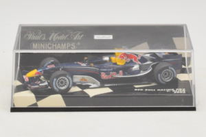 Red Bull RB2 Ferrari #14 C. Klien Red Bull Racing 2006 Minichamps 1:43 400060015 Metall — Bild 4 von 5