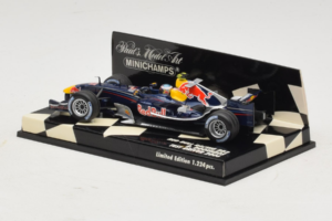 Red Bull Racing RB2 R. Doornbos Test Driver F1 2006 Minichamps 1:43 400060037 Metall — Bild 3 von 5