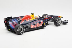 Red Bull Racing Renault RB6 #6 M. Webber F1 2010 Minichamps 1:18 110100006 Metall — Bild 2 von 6